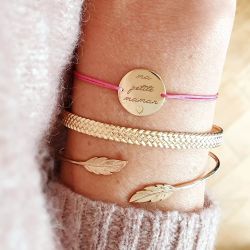 Bracelet lien et médaille gravée or