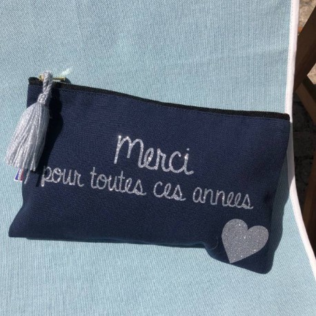 La trousse personnalisée un petit cadeau sympa