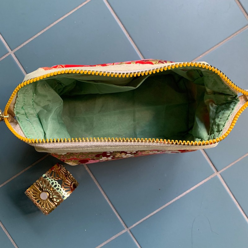 Trousse de toilette ou maquillage à soufflet motif tissu japonais